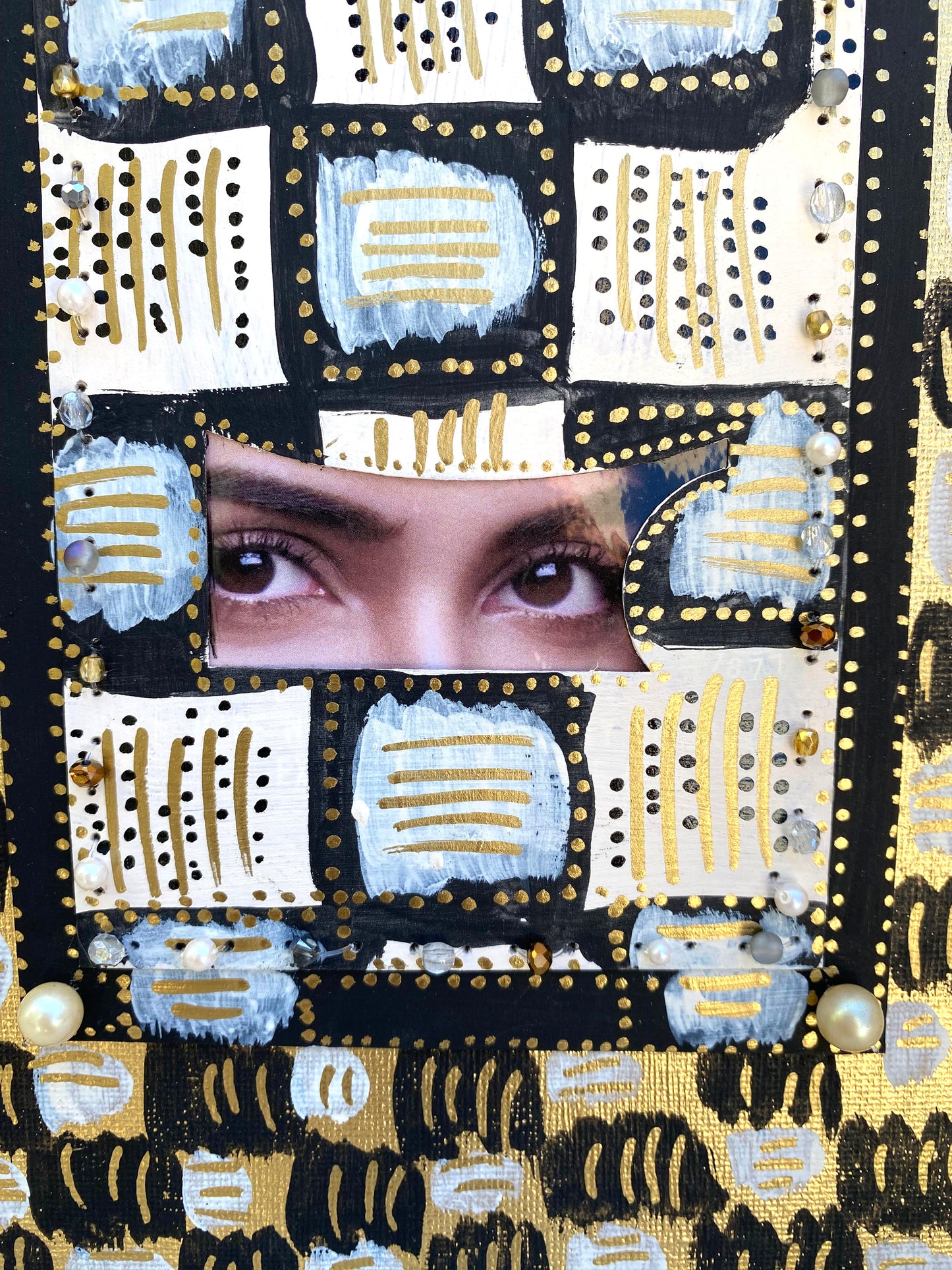 Checkerboard Macaroni Eyes